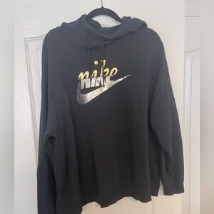 Nike Women’s Sweatshirt Plus Size